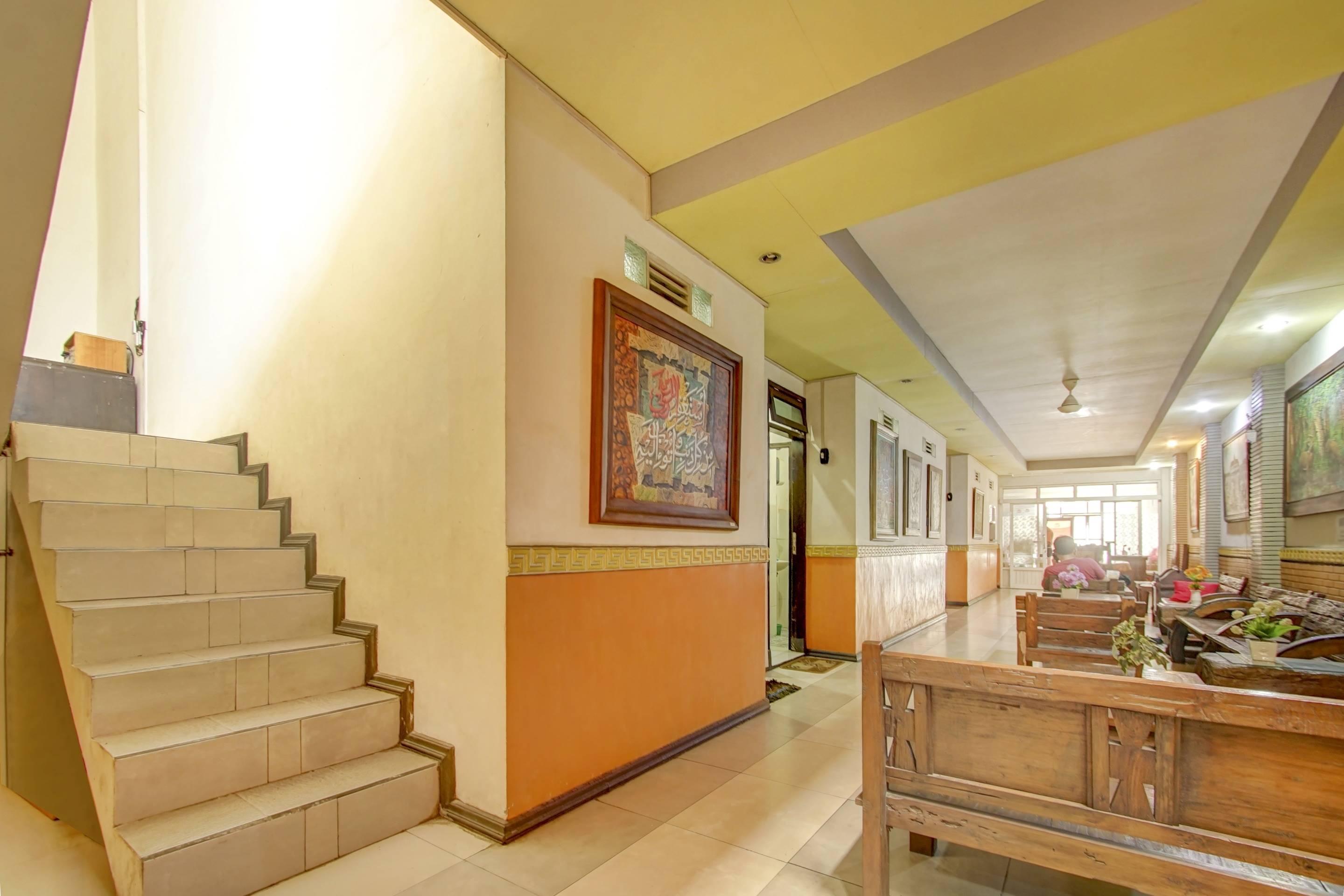 Reddoorz Near Stasiun Malang Kota Lama 2 Екстериор снимка